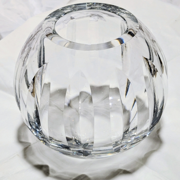 Large Vintage Hand-Cut Lead Crystal 7 Inch Rose Bowl Made in Poland - Picture 4 of 10